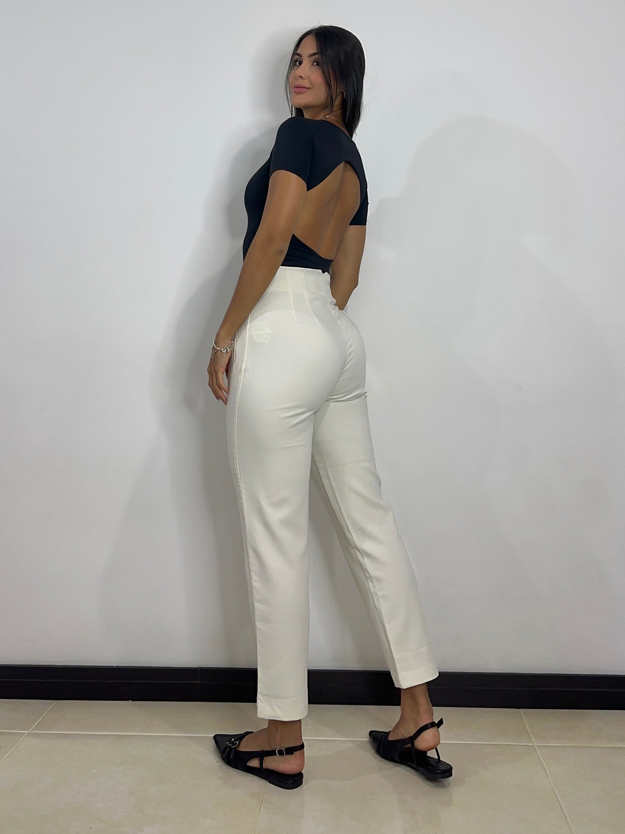 BODY BASIC NEGRO