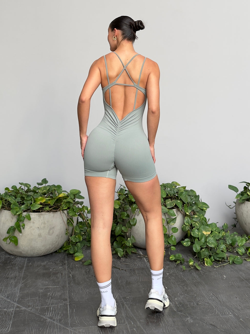 ENTERIZO CORTO PERLA