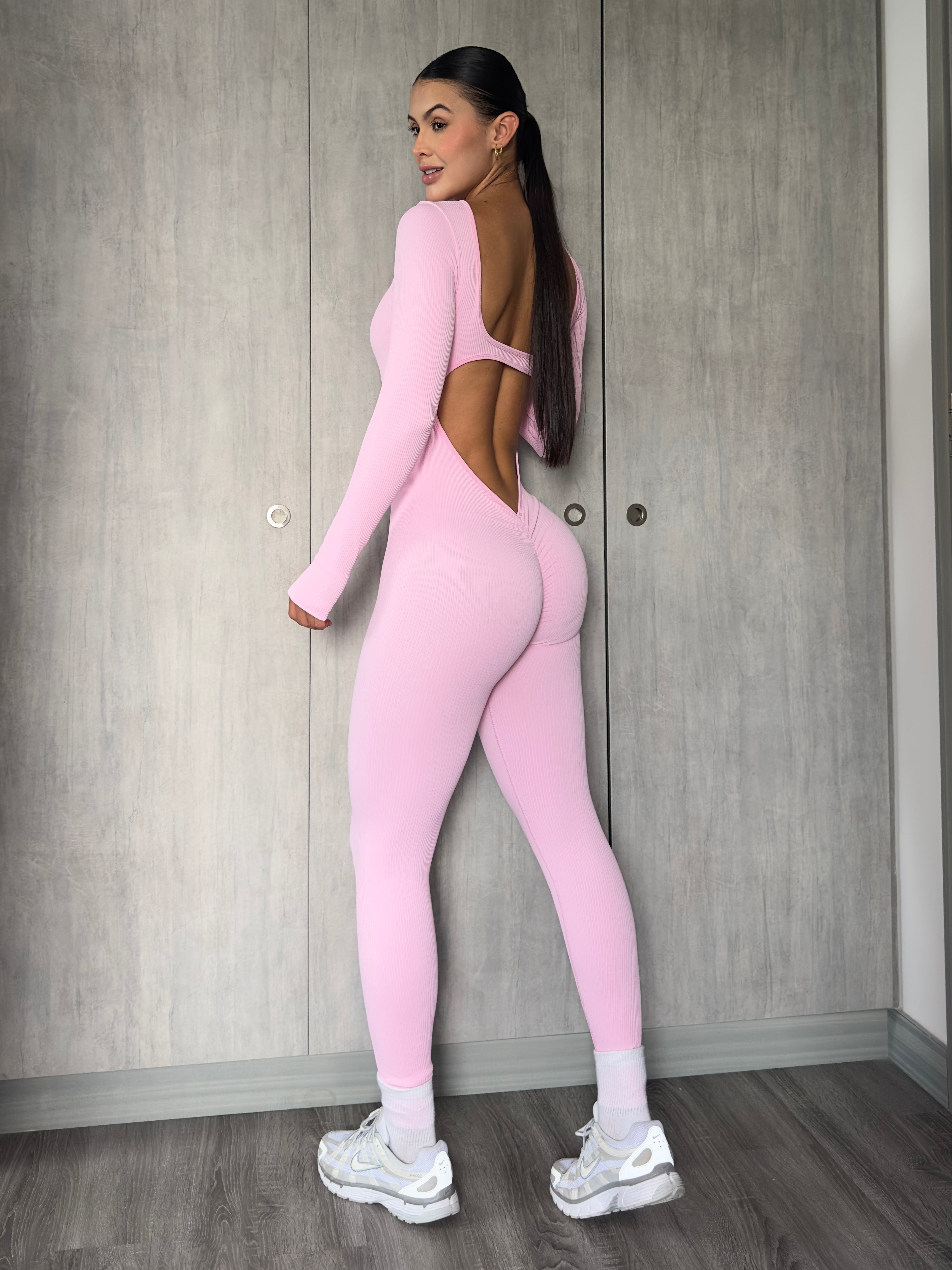 ENTERIZO LARGO MANGA LARGA H