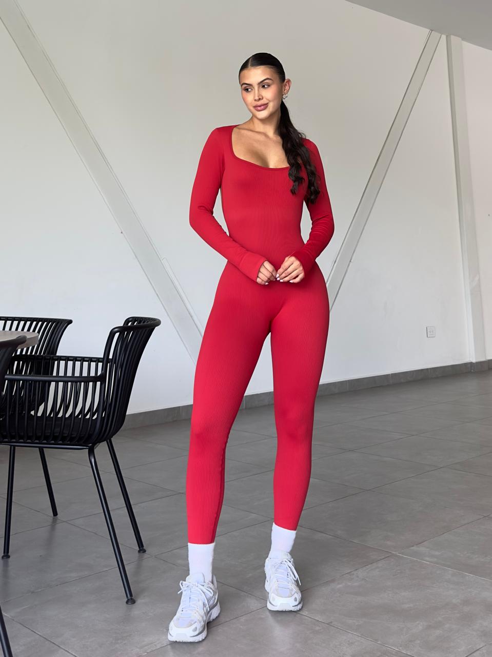 ENTERIZO LARGO MANGA LARGA ROJO