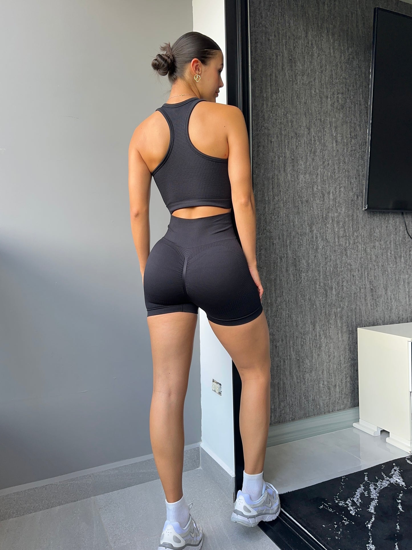 SET SHORT NEGRO