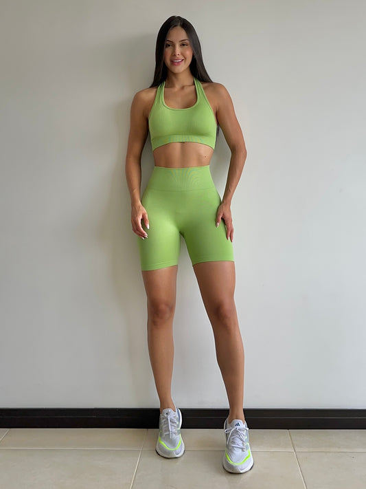 SET SHORT VERDE MANZANA PUSH UP